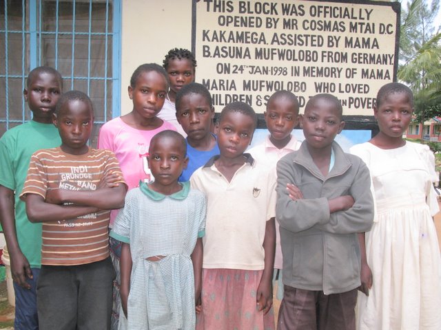 Neuaufnahmen in Malaika vom Jugendgefängnis in Kakamega Neuaufnahmen in Malaika vom Jugendgefängnis in Kakamega