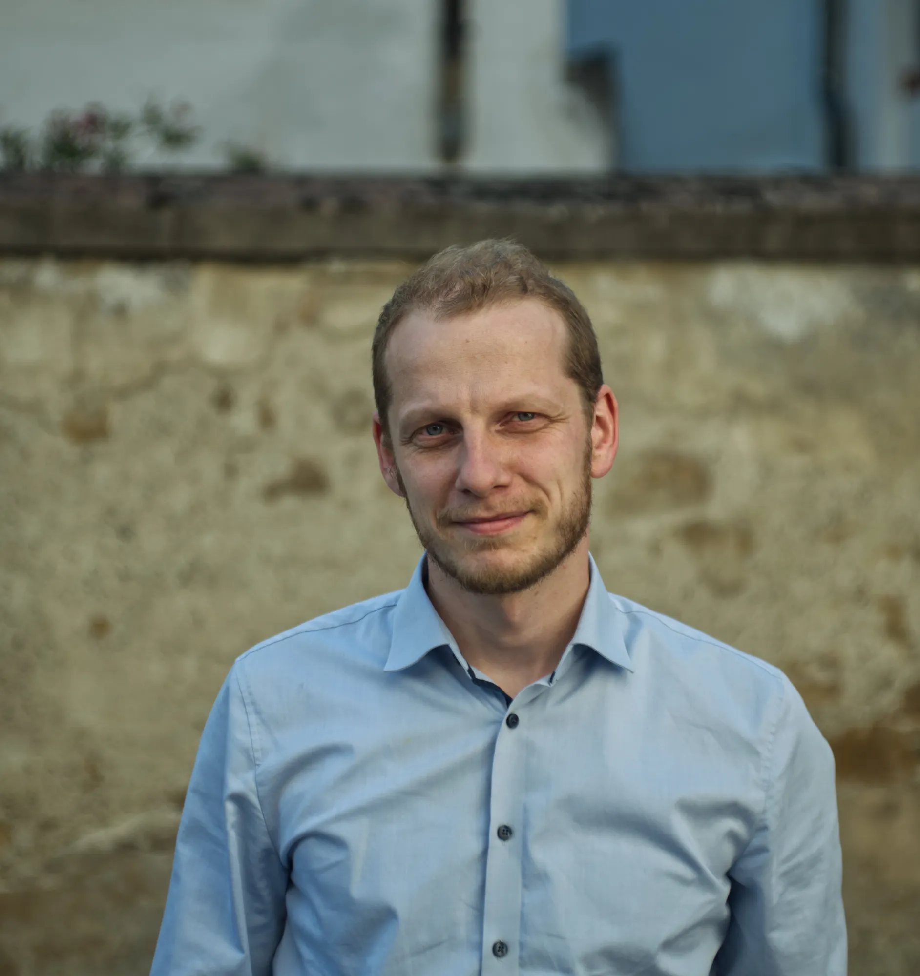 Porträt von Pfarrer Sebastian Bernick aus Ihringen, langjähriger Unterstützer von Malaika Children's Home