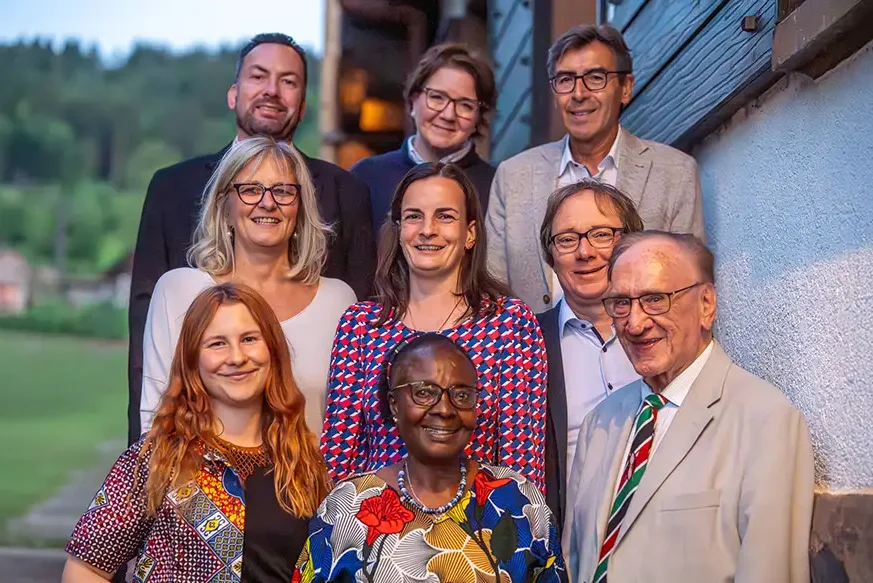 Gruppenbild der Vorstandschaft des Vereins Afrikanische-Deutsche Partnerschaft MALAIKA e.V.
