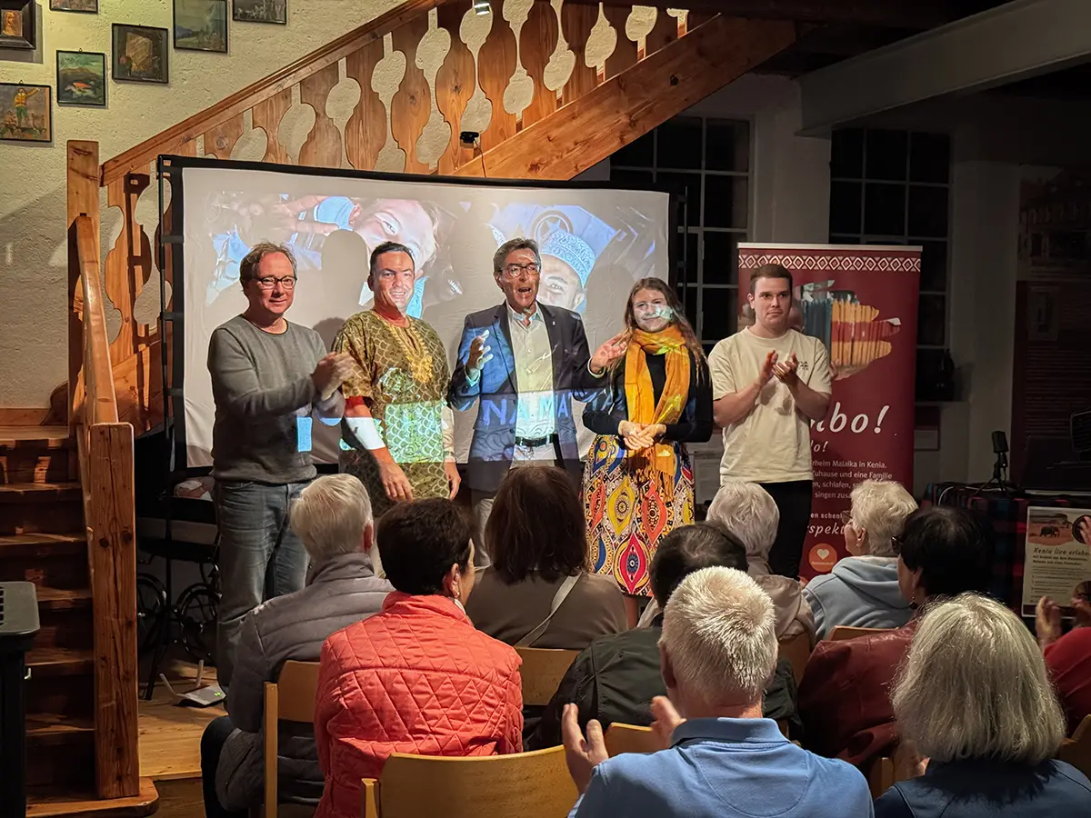 Stefan Gutenkunst, Andreas Moll, Bernd Siefermann und Juliane Schrempp beim Malaika-Abend in Renchen